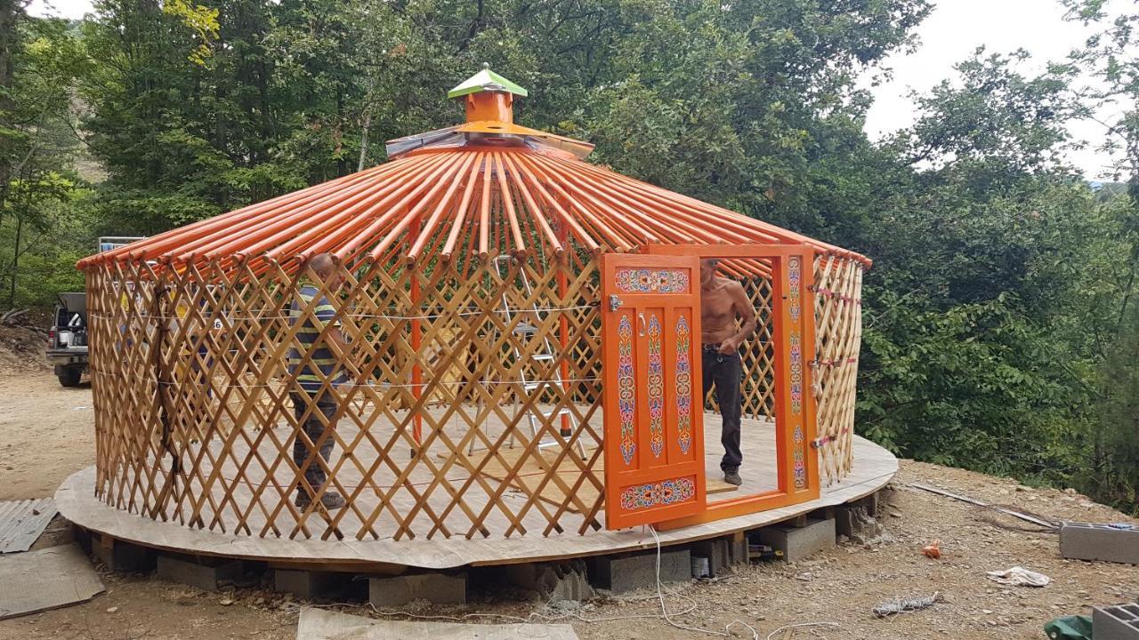 Camping Le P'Tit Bonheur Escaro Exterior foto