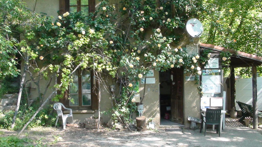 Camping Le P'Tit Bonheur Escaro Exterior foto