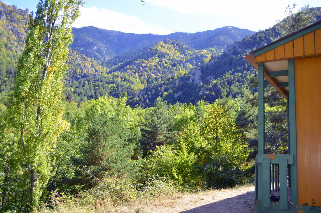 Camping Le P'Tit Bonheur Escaro Exterior foto