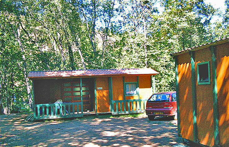 Camping Le P'Tit Bonheur Escaro Quarto foto