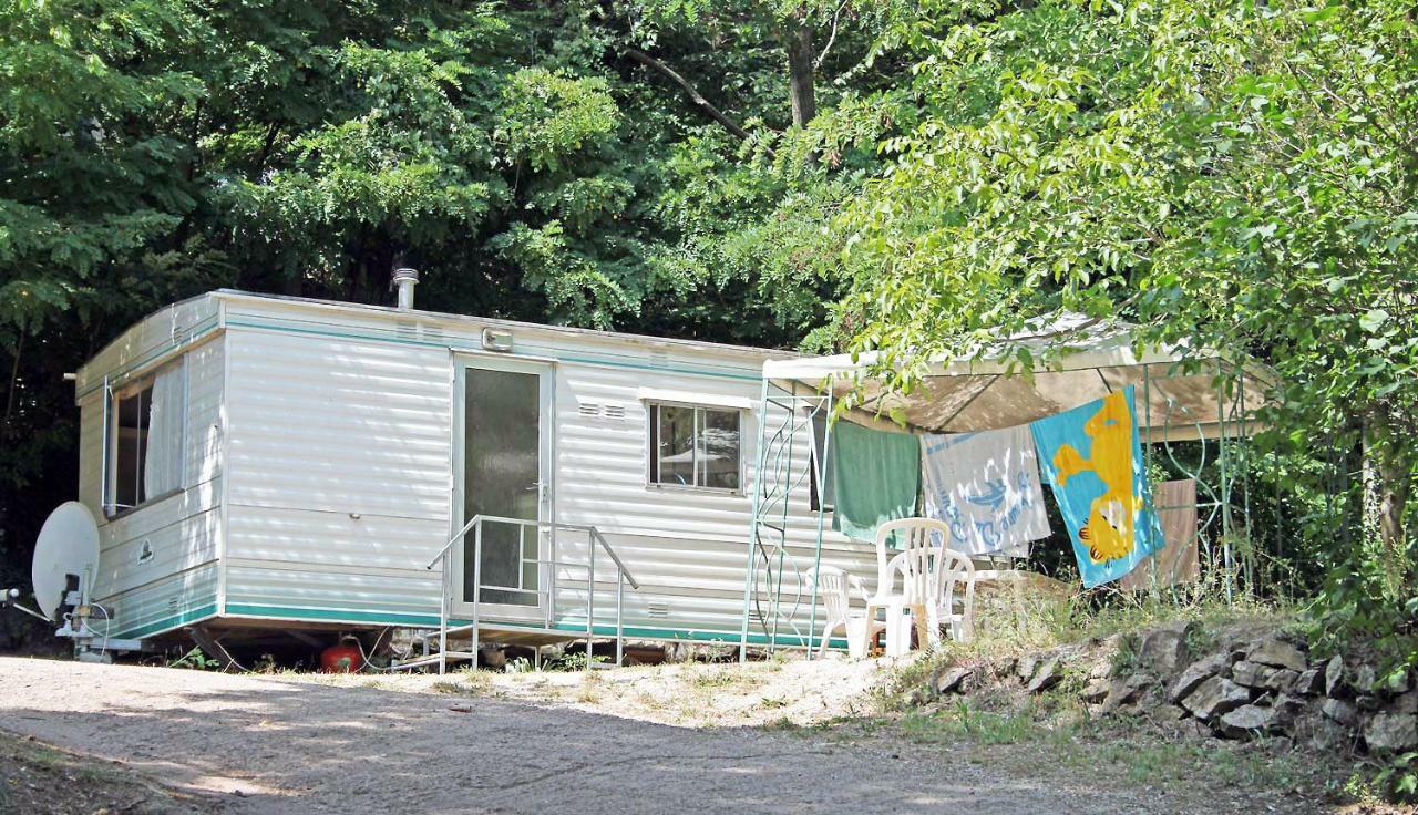 Camping Le P'Tit Bonheur Escaro Exterior foto